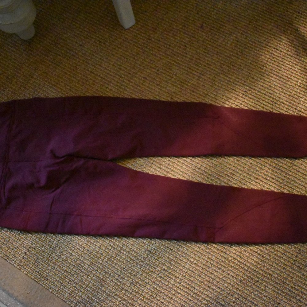 NWT Mondetta Core Leggings Reflective Detail XS/TP Tawny Port - Picture 12 of 13